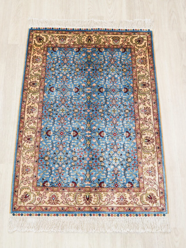 Hereke Carpet Handmade Rug Small Turkish Hand Knotted Silk Oriental Rug